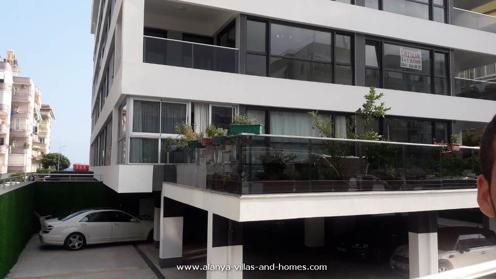 ali_iscituerk_alanya_villas_and_homes_com_immobilien_whatsapp_00905078878235_real_estate75.jpg